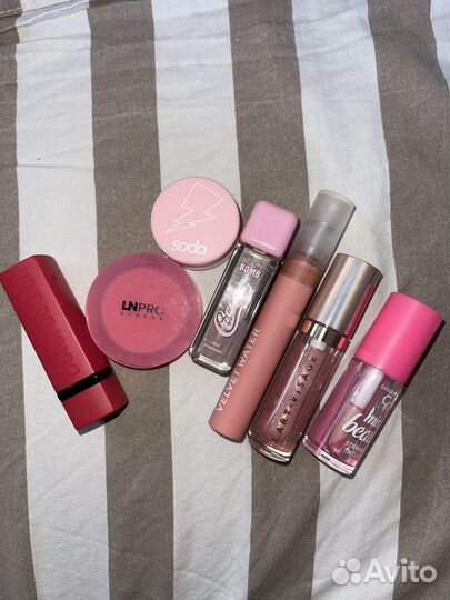 Косметика пакетом