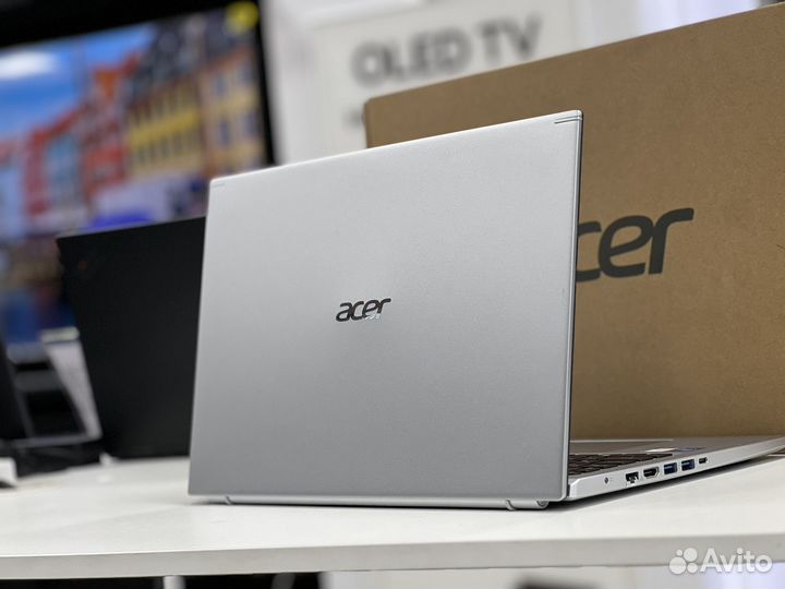 Новый Acer 15.6 IPS Core i5 11th 8G озу SSD256g