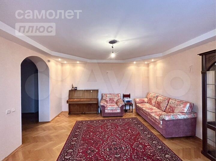 4-к. квартира, 114,6 м², 7/10 эт.