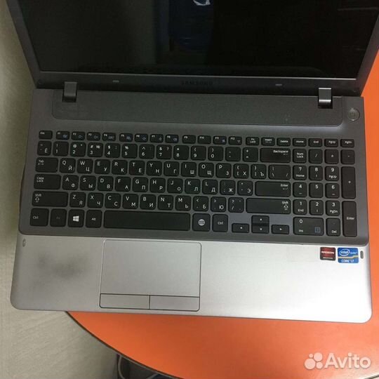 Ноутбук - samsung NP350V5C- 6XZ