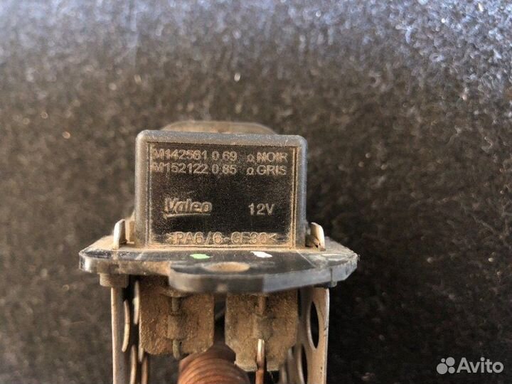 Резистор реостат печки Renault Megane 3 Scenic 3