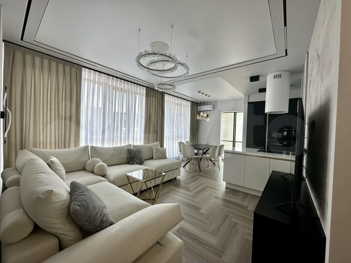 3-к. квартира, 77 м², 10/25 эт.