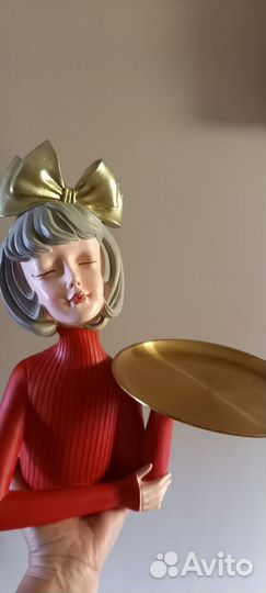 Статуэтка- вазочка