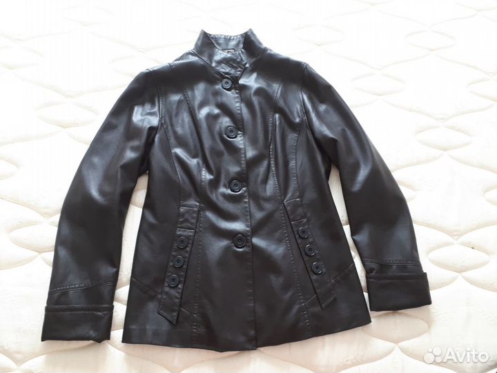 Продам куртку