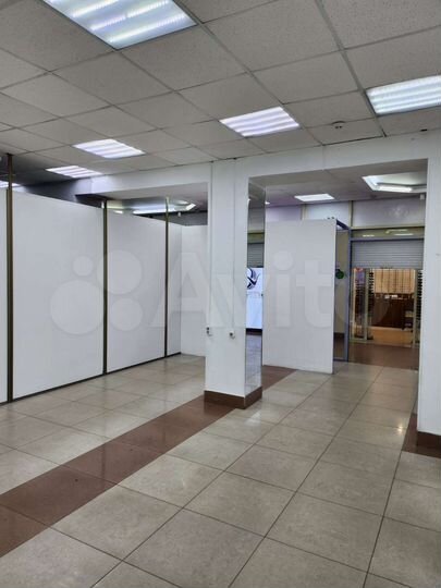 Торговая площадь, 55 м²