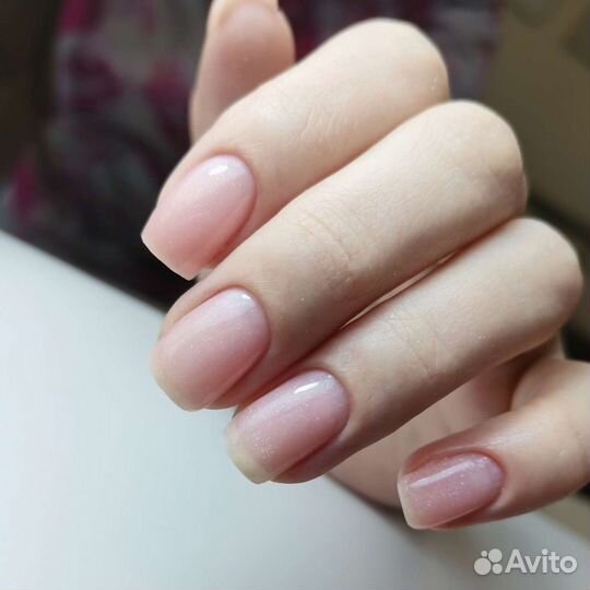 Маникюр и педикюр