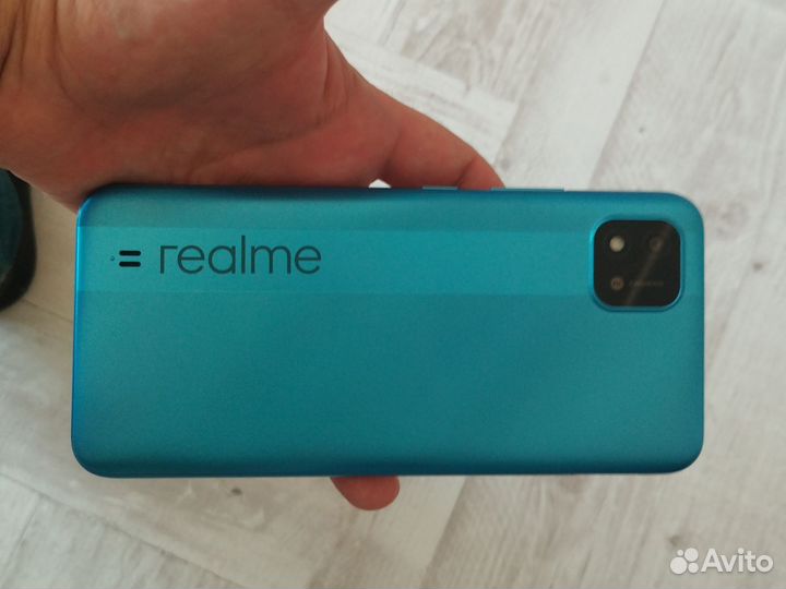 Телефон realme c11