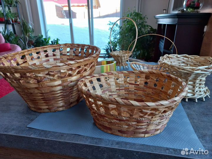 Корзинки плетеные разные