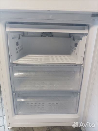 Холодильник бу beko