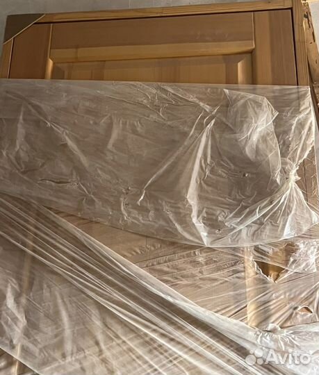 Дверь деревянная