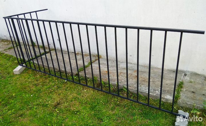 Балкон металлический