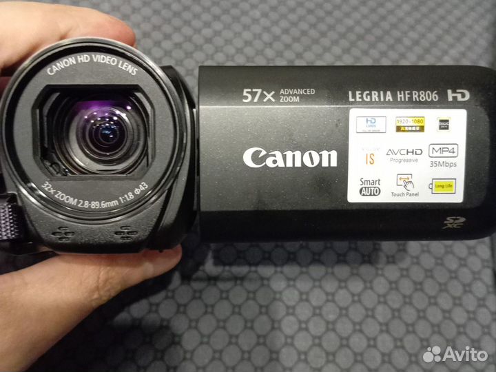 Видеокамера Canon Legria HF R806