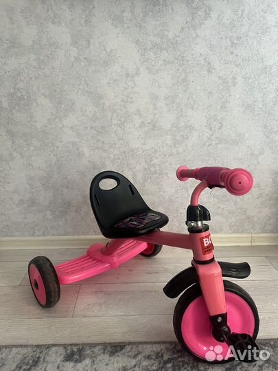 Трехколесный велосипед