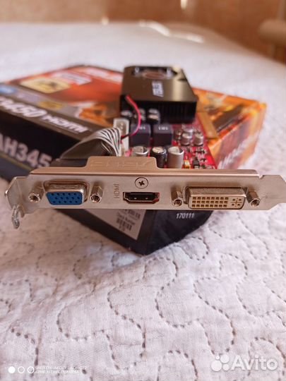 Видеокарта asus