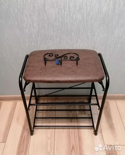 Обувница и вешалка