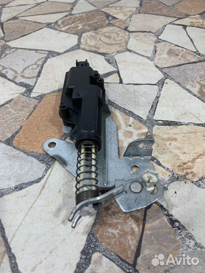 Активатор замка багажника Ford Fusion хэтчбэк 1.4