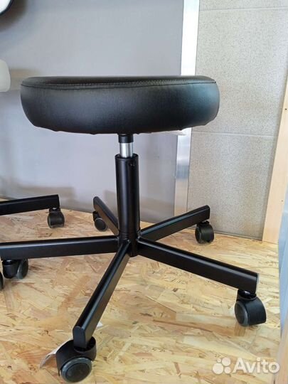 Стул Таблетка