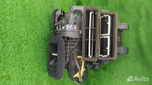 Радиатор печки Volvo V70 B5254T6