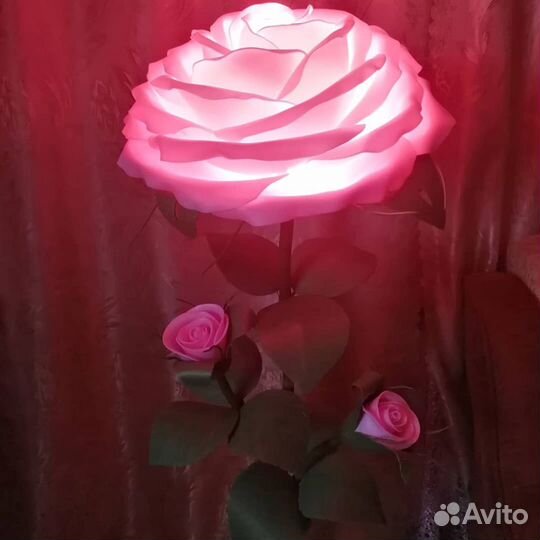 Торшер из изолона