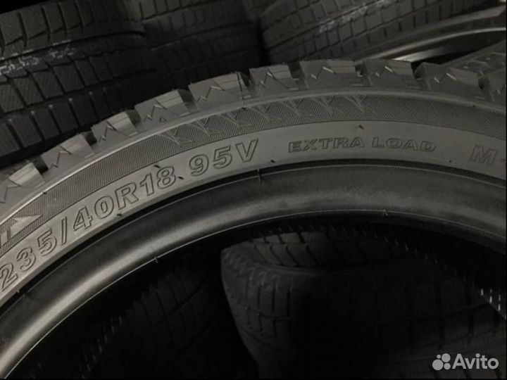 Westlake SW618 235/40 R18 95V