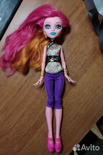 Monster High Джиджи Грант Gigi Scaremester