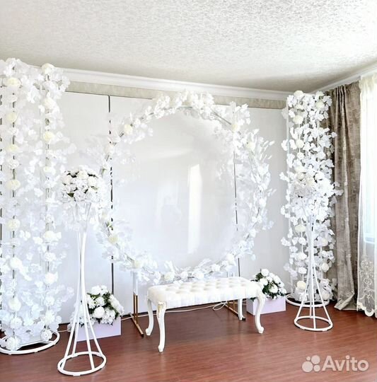 Аренда столов и стульев,арки фотозоны