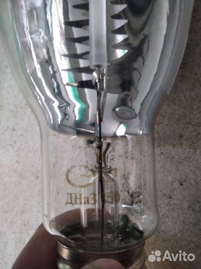 Удобрения и лампы для растений