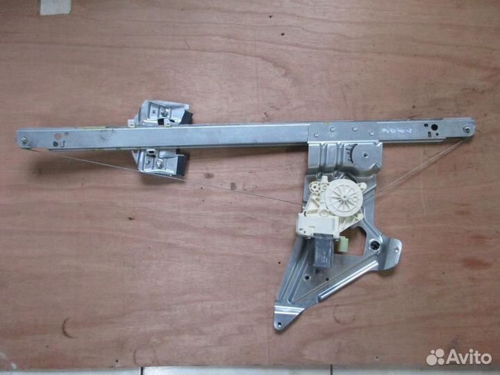 Стеклоподъемник передний левый w906 Sprinter 65