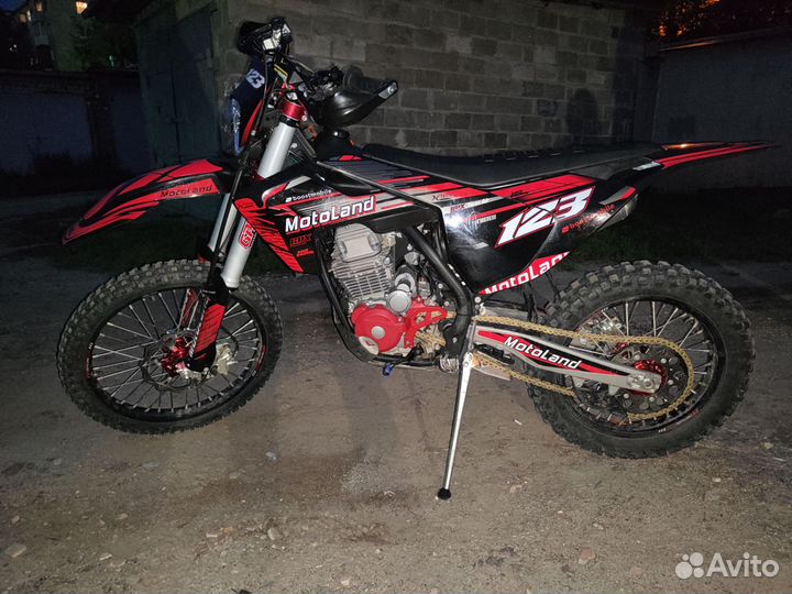Motoland/GR7 xt250st 4v