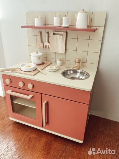 Детская деревянная кухня новая