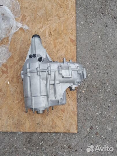 Раздатка Cadillac Escalade 4 Кадиллак Эскалейд 4