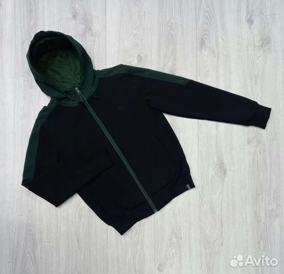 Спортивные костюмы