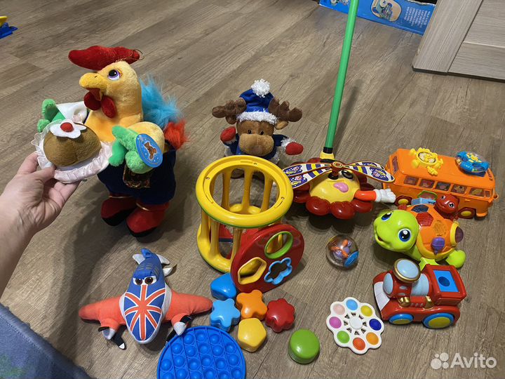 Развивающие игрушки пакетом