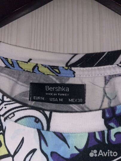 Футболка bershka