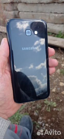 Телефон Samsung galaxy a5 2017
