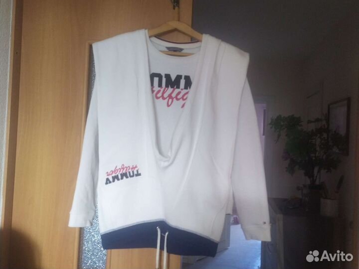 Спортивный костюм женский