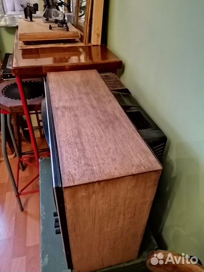 Кошачий домик в виде телевизора СССР