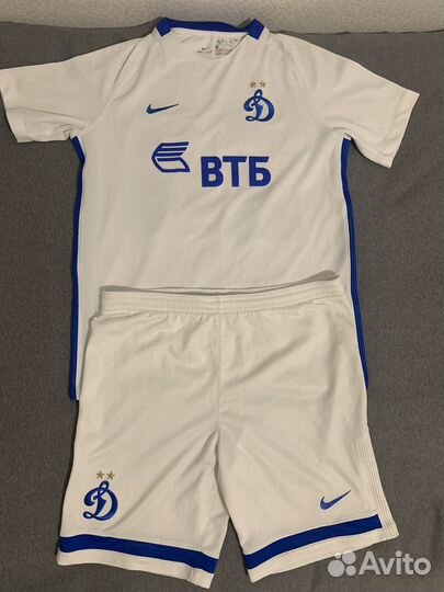 Комплект футбольной экипировки Динамо