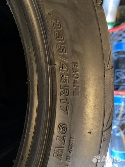 Bridgestone Potenza Adrenalin RE004 235/45 R17 97W