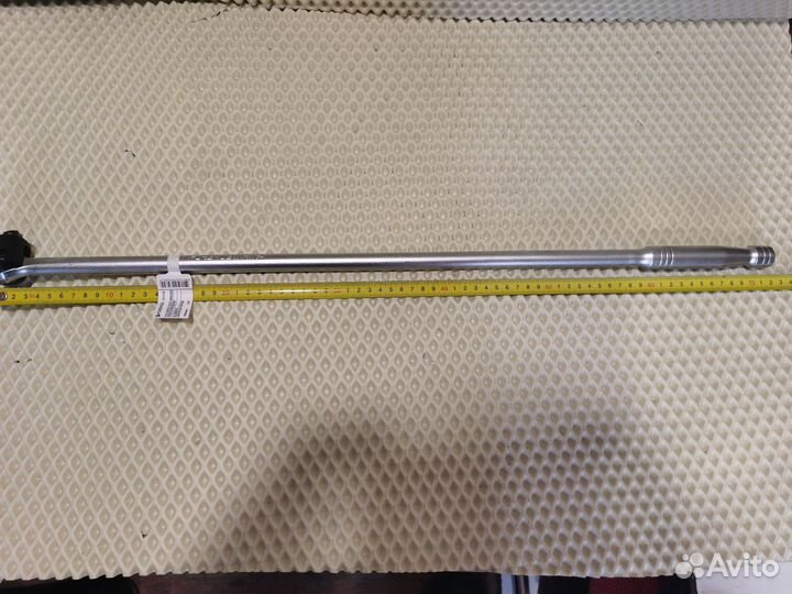 Вороток шарнирный 1/2. 750 мм