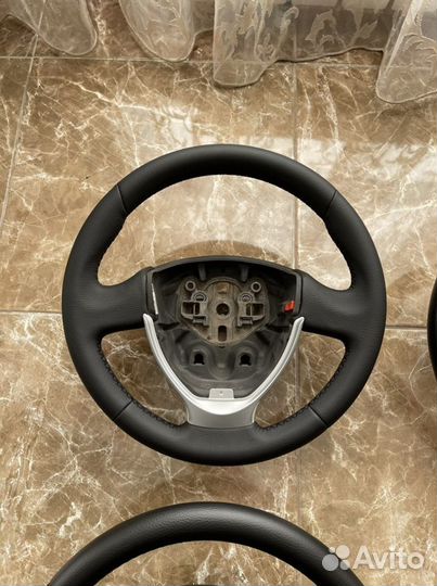 Новые кожаные рули на LADA