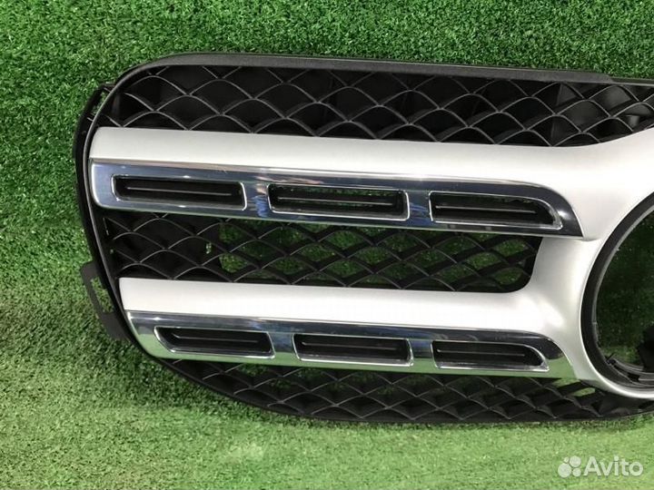 Решетка радиатора Mercedes-Benz GLS-Class