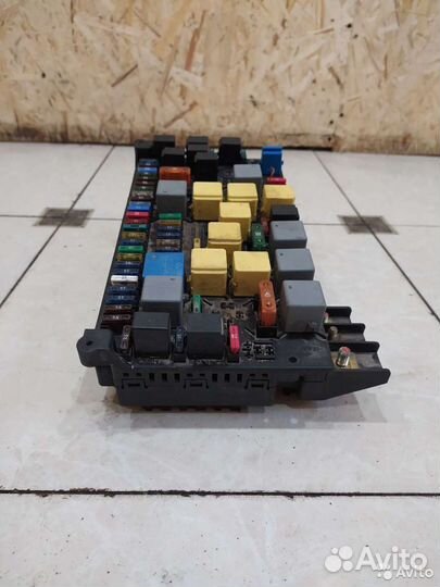 Блок предохранителей Mercedes-Benz W163