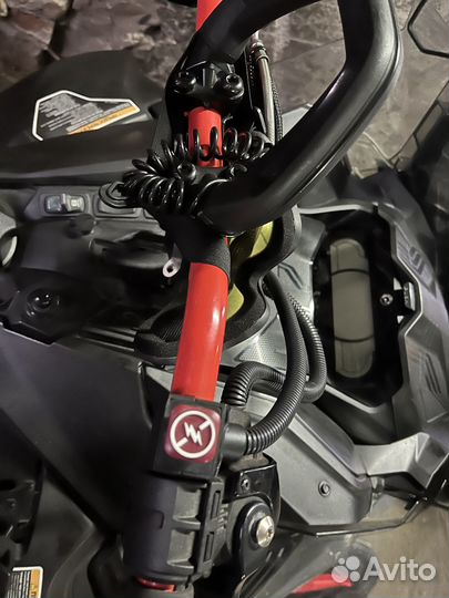 BRP Lynx Commander 900