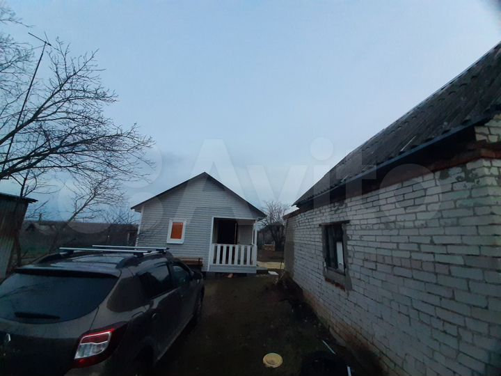 Дом 25 м² на участке 6 сот.