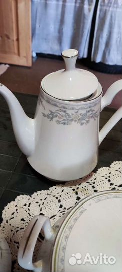 Набор столовой посуды новый