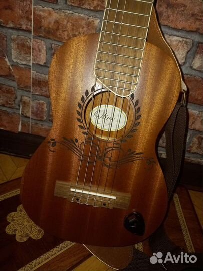 Гиталеле olive U400G с чехлом