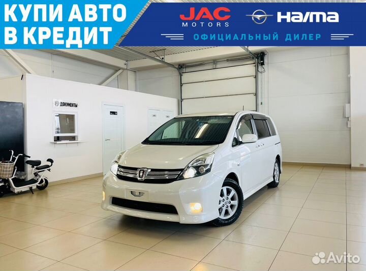 Toyota Isis 1.8 CVT, 2012, 180 834 км