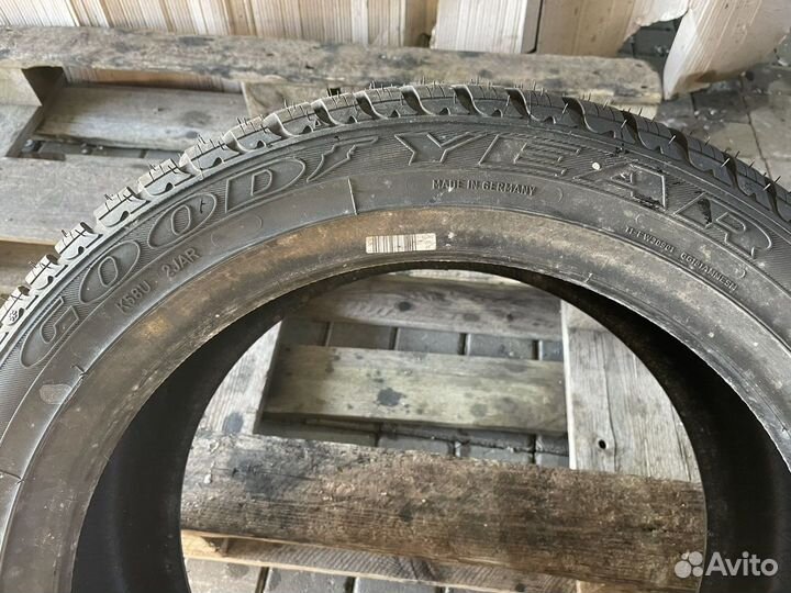 Goodyear Eagle Ultra Grip GW-3 245/45 R18