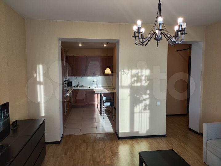 2-к. квартира, 76,1 м², 8/8 эт.